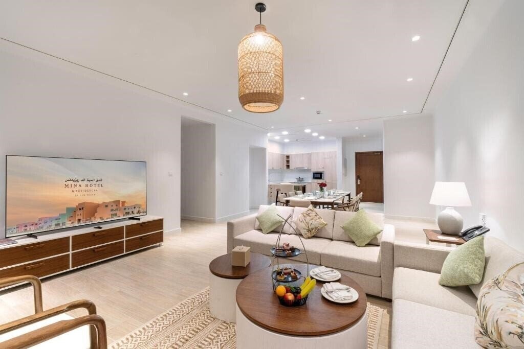 Отель Mina Hotel & Residences 5*