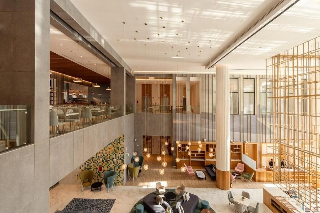 Панорама West Walk Retaj Hotel 4*