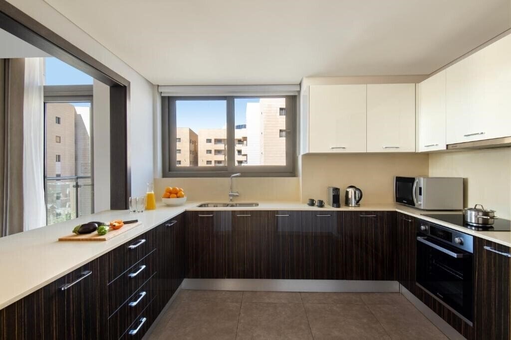 Вид Marriott Executive Apartments Doha, Le Mirage City Walk 4*