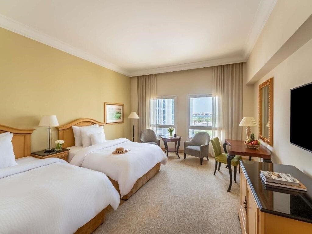 Панорама Movenpick Hotel Doha 4*