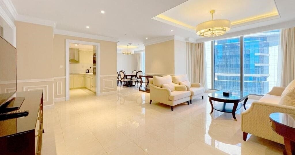 Панорама Westpac Hotel & Suites 4*