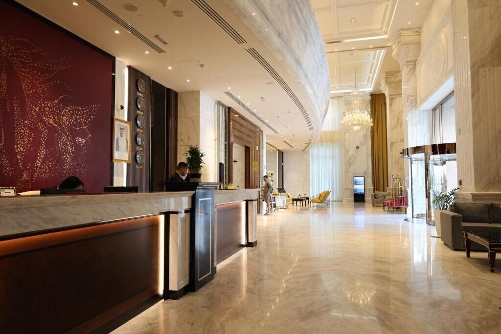 Территория Westpac Hotel & Suites 4*
