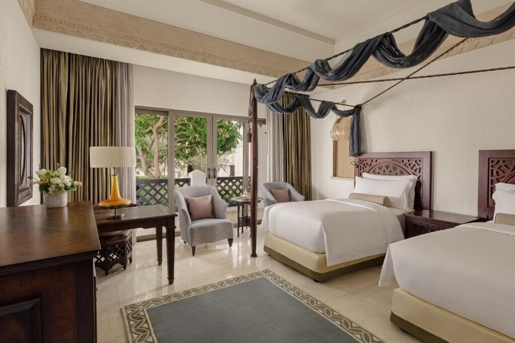 Апартаменти Sharq Village & SPA, a Ritz-Carlton Hotel (ex. The Ritz Carlton Sharq Village Doha) 5*