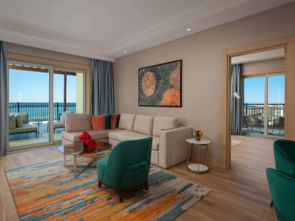 Панорама Rixos Aktau 5*