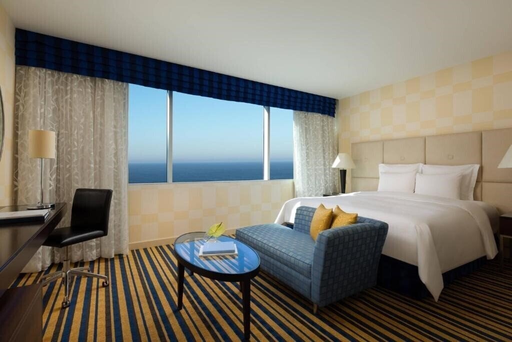 Вид Renaissance Aktau 5*