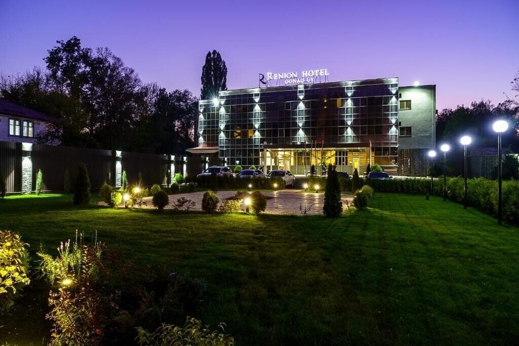 Вид Renion Hotel 3*