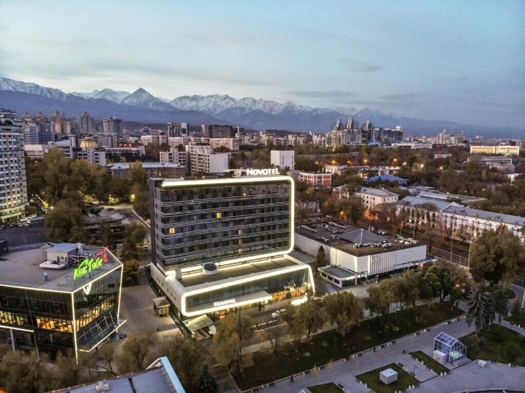 Вид Novotel Almaty City Center 4*
