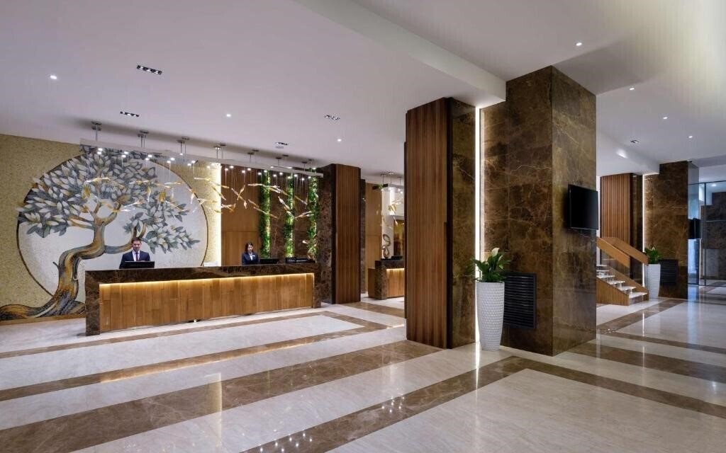 Панорама Doubletree By Hilton Almaty 3*