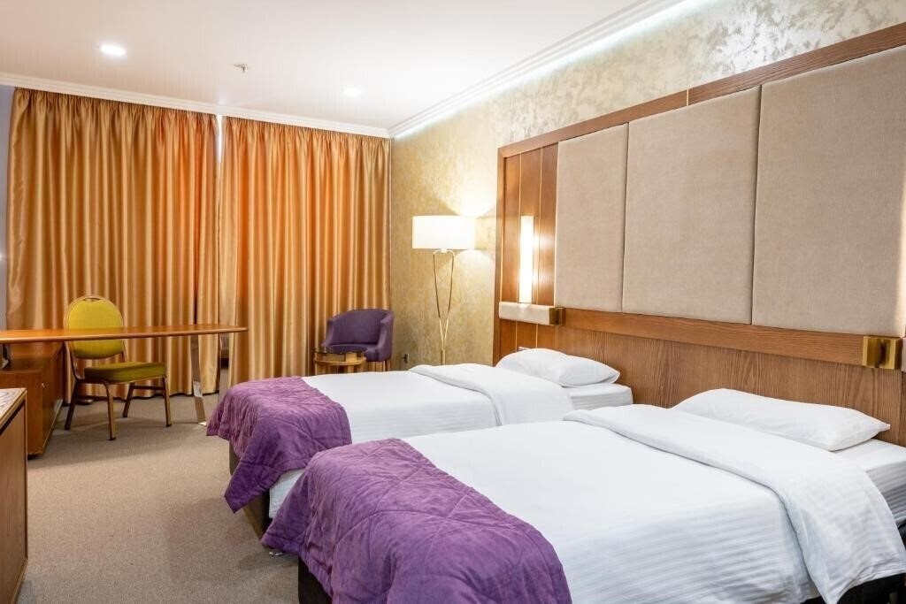 Вид Reikartz Sky Almaty 4*