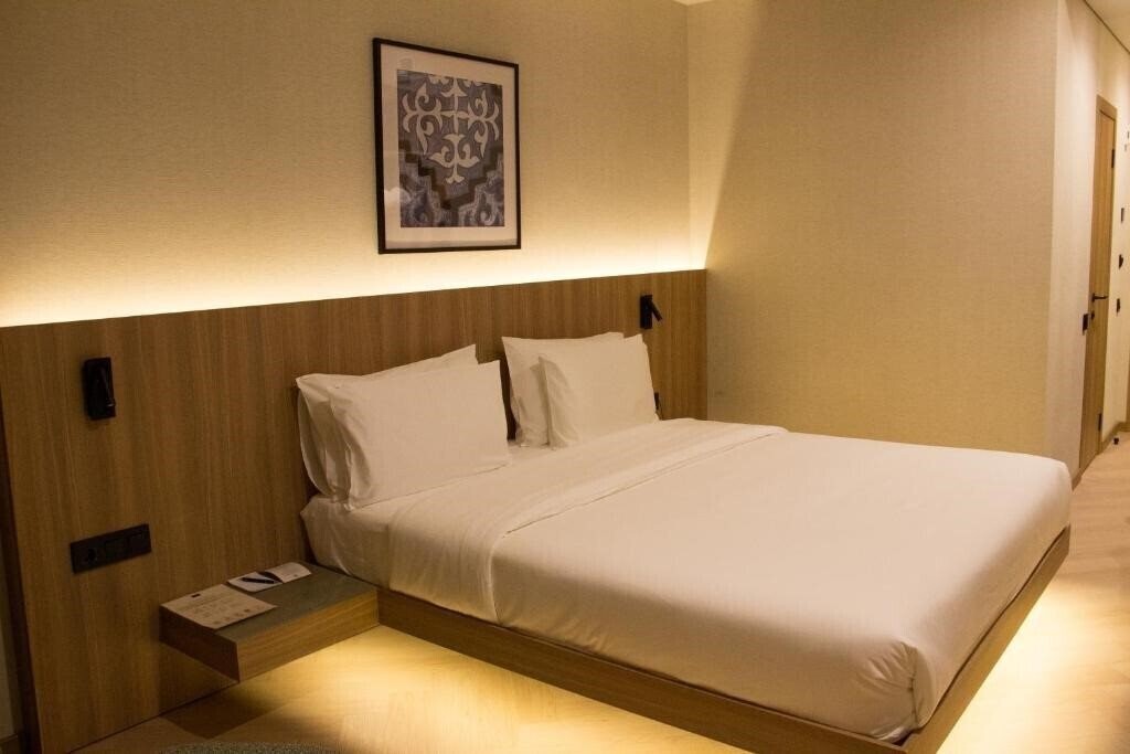 Вид Resident Hotel Abay 3*