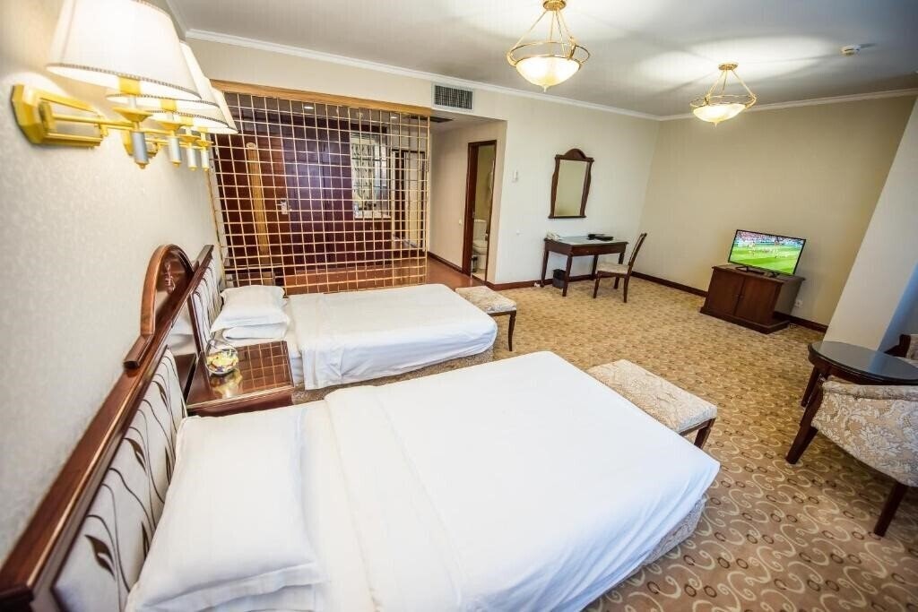 Панорама G Empire 4*