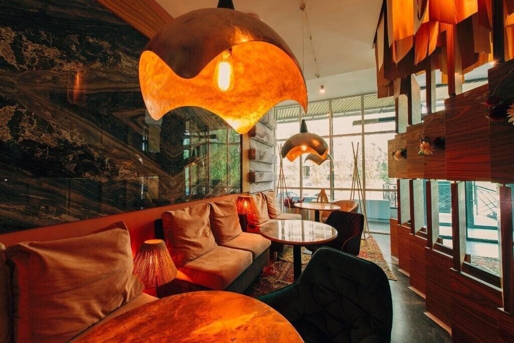 Панорама Inn Ozz (ex. Oasis Inn) 3*