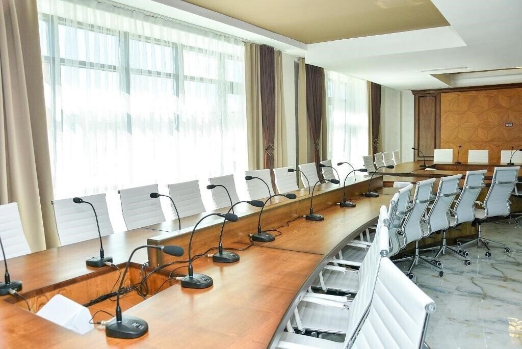 Апартаменты Ramada By Wyndham Turkistan 4*