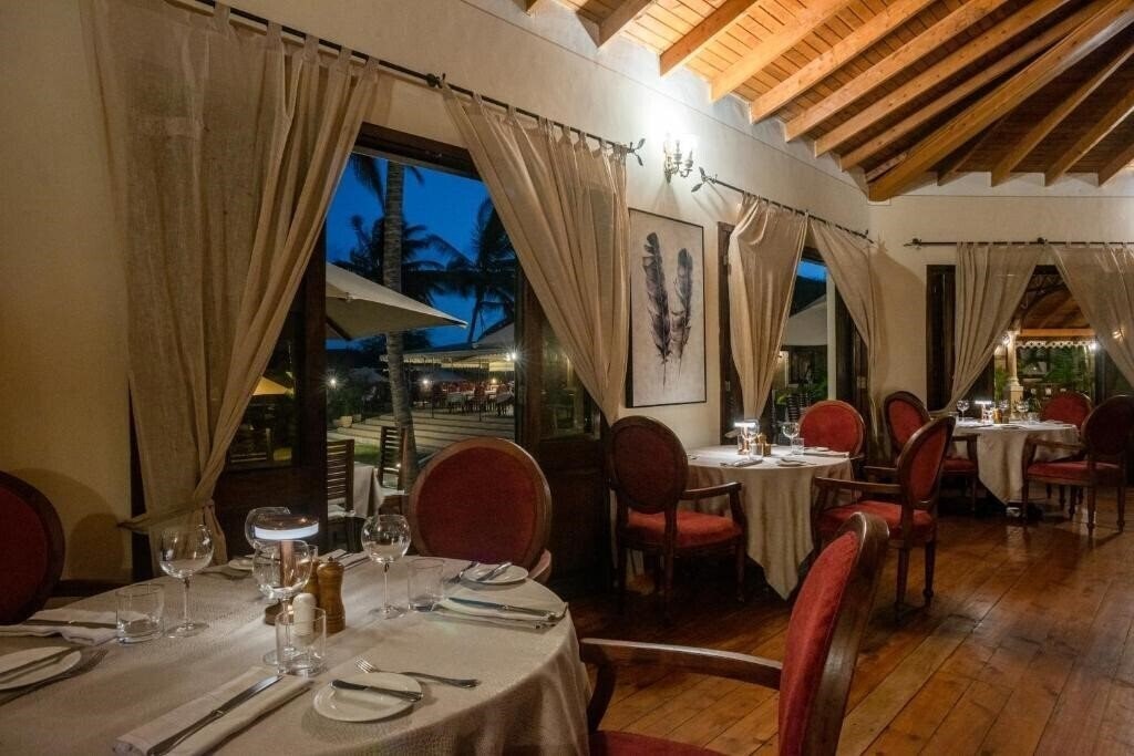 Фотографія Ocean Beach Resort & Spa 5*