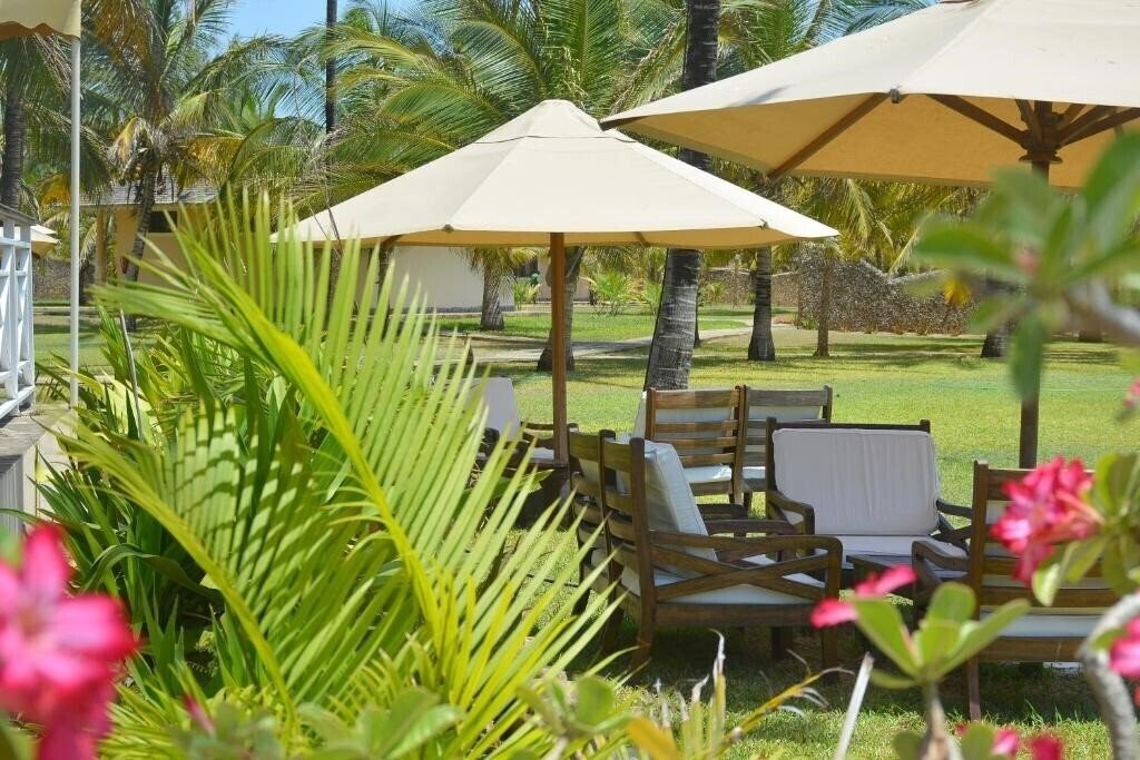 Изображение Ocean Beach Resort & Spa 5*
