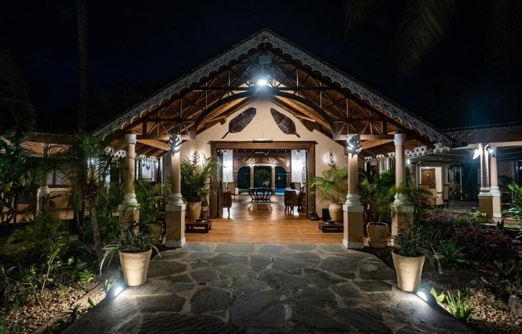 Територія Ocean Beach Resort & Spa 5*