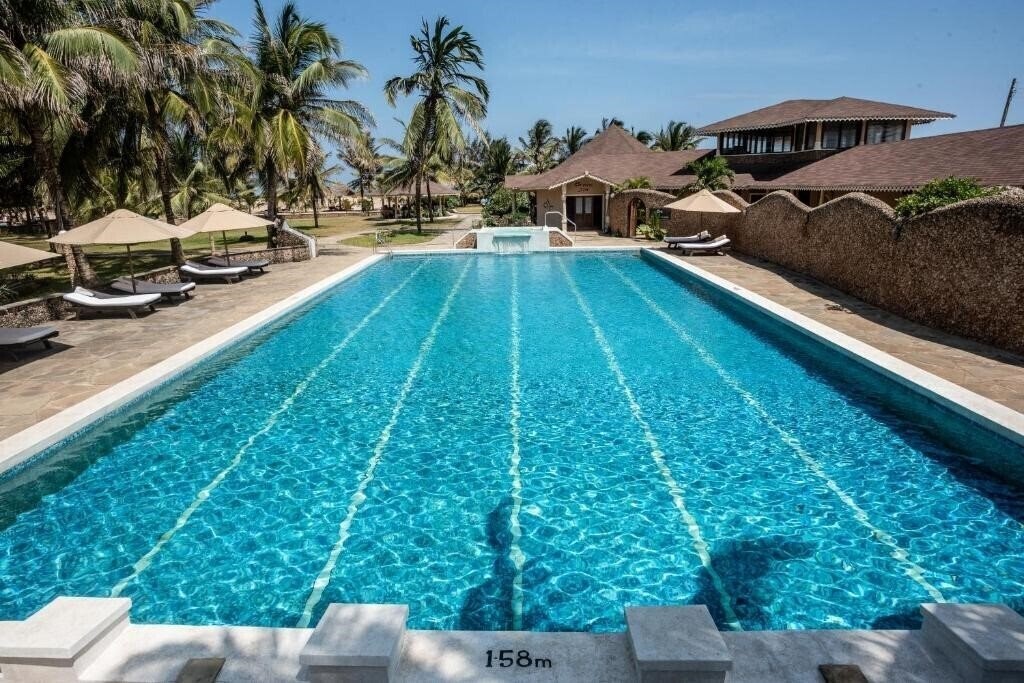 Панорама Ocean Beach Resort & Spa 5*