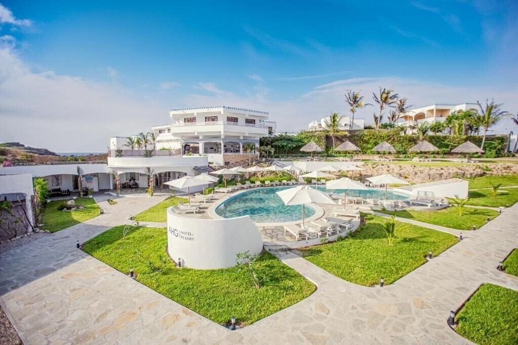 Отель Ahg Lion Beach Resort & Spa 4*