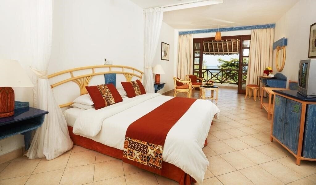 Апартаменти Neptune Beach Resort 4*