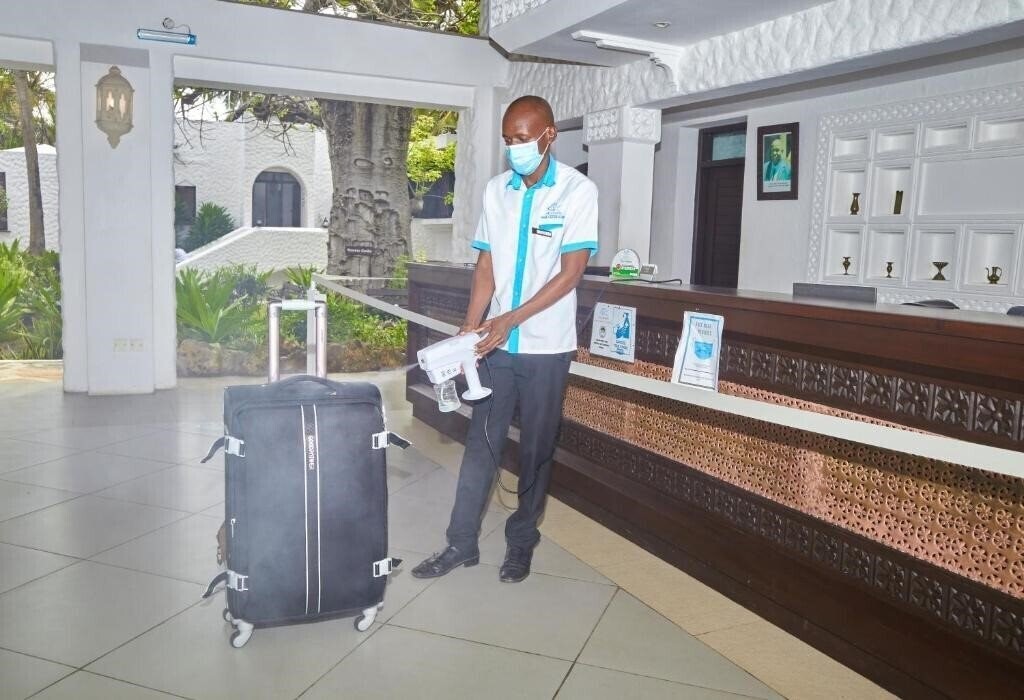 Панорама Jacaranda Indian Ocean Beach Resort 5*