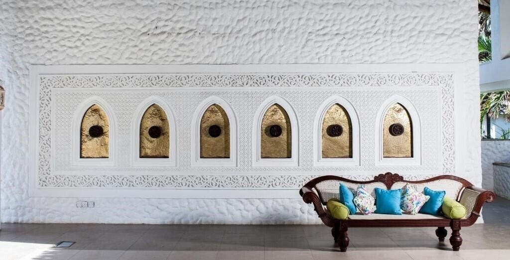 Апартаменти Jacaranda Indian Ocean Beach Resort 5*