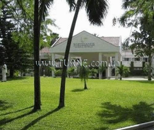 Апартаменти Whitesands 4*