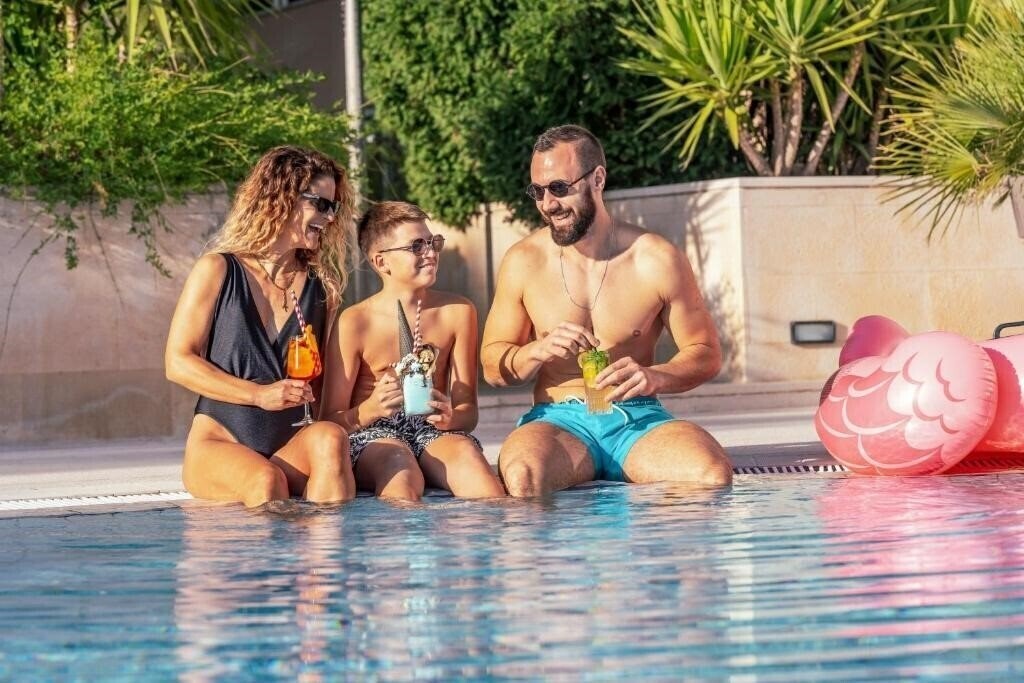 Вид Hotel Horizont 4*