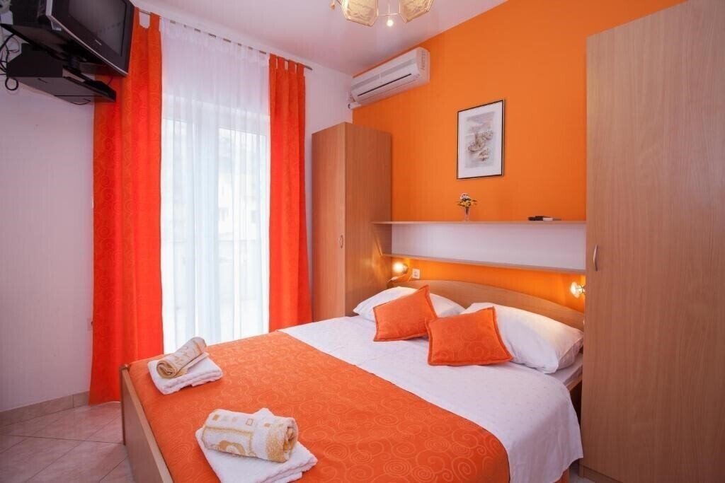 Фото Pansion Burin 3*