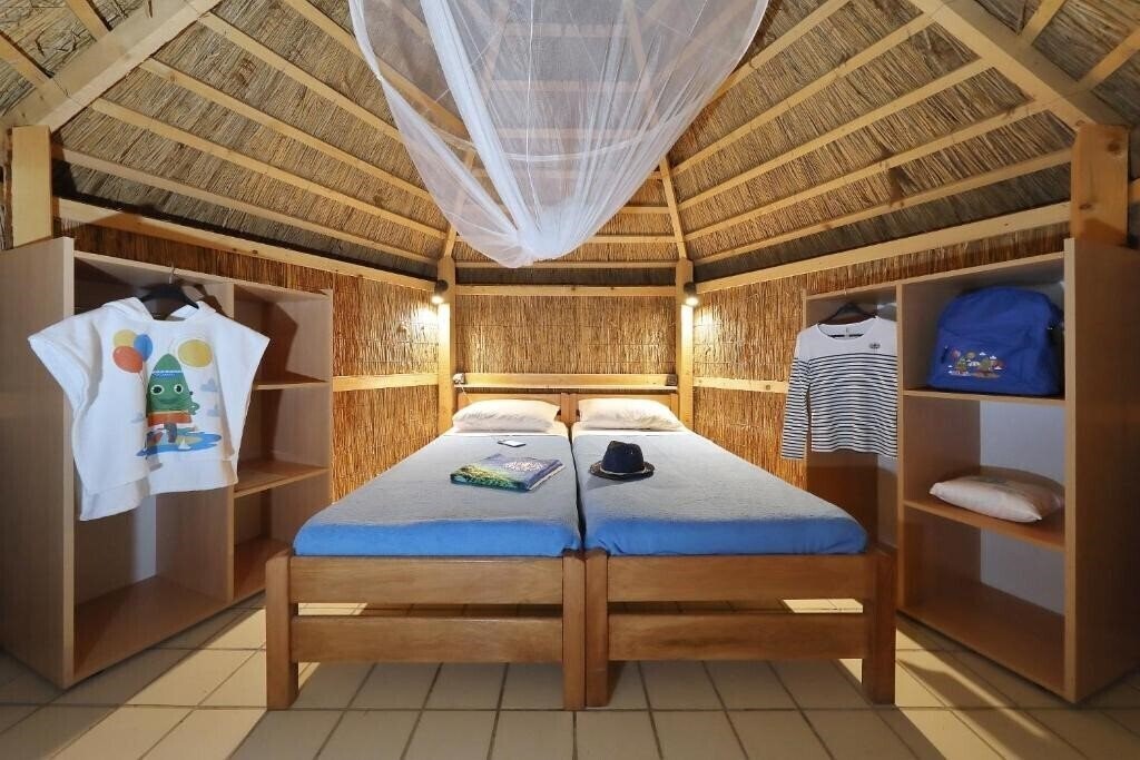 Територія Pine Beach 2*