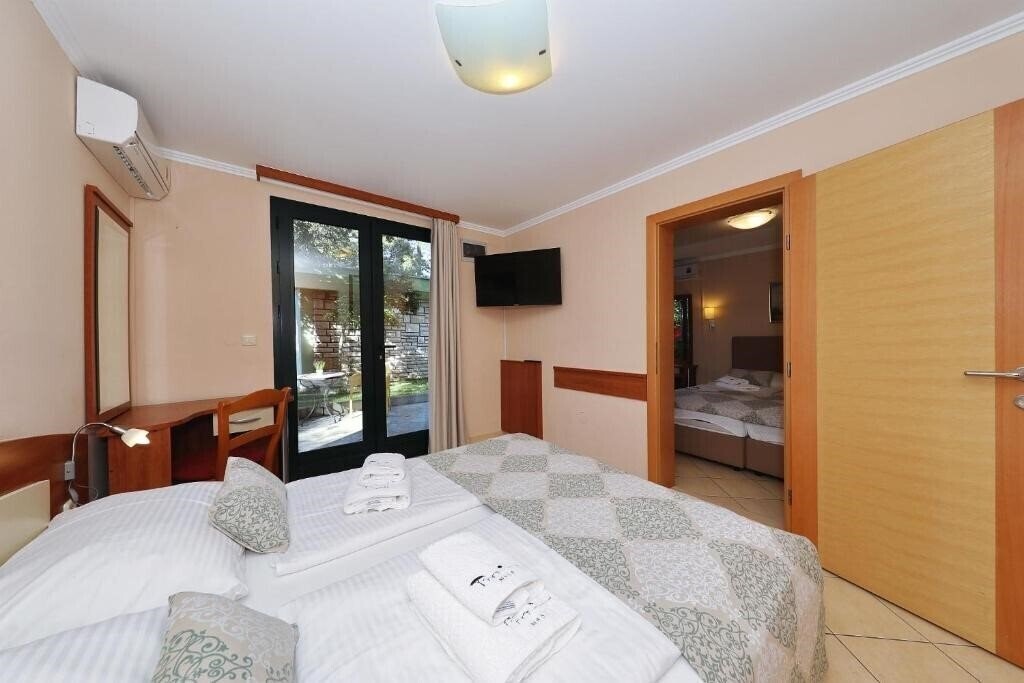 Панорама Mediterranean Village San Antonio 3*
