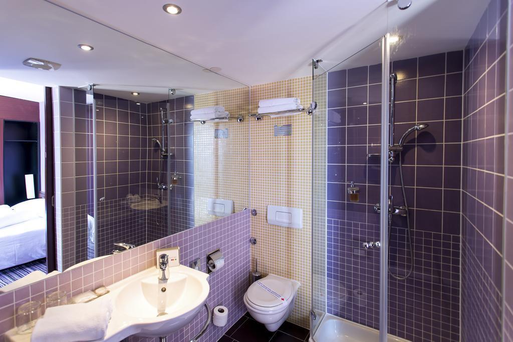 Территория Adriatic Biograd 3*