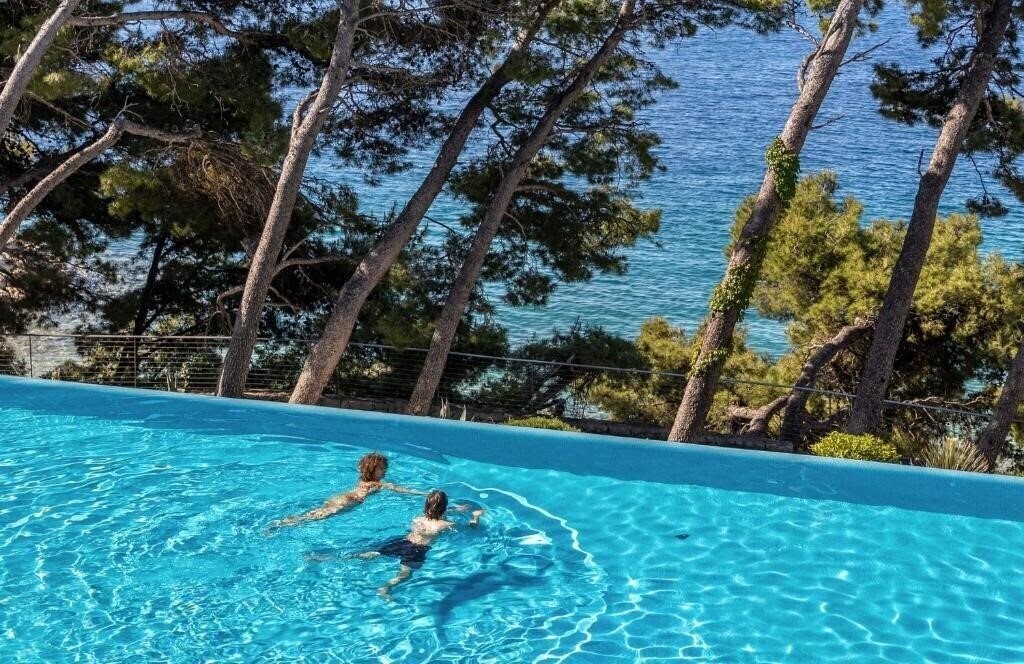 Изображение Bluesun Hotel Berulia 5*