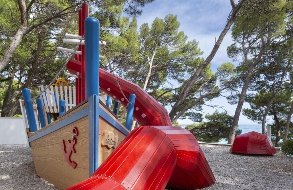 Картинка Bluesun Hotel Marina 4*