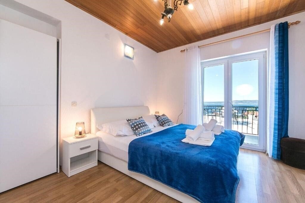 Фото App Robert 3*