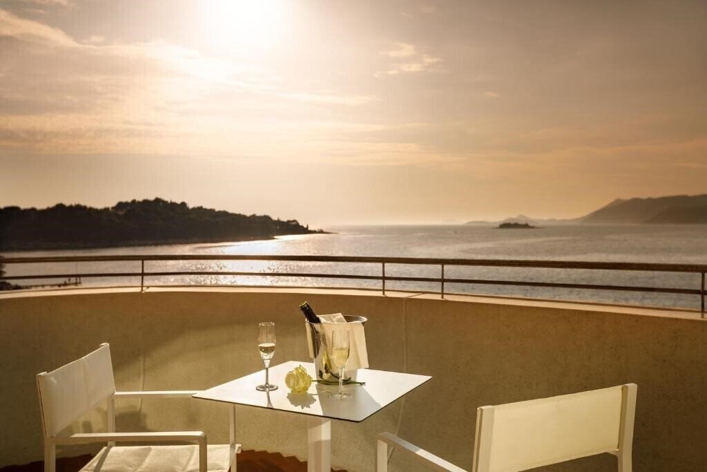 Панорама Remisens Family Hotel Albatros 4*