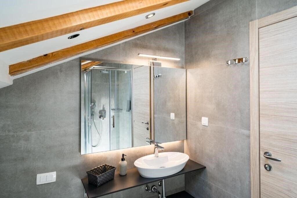 Фото Bacan Serviced Apartments 3*