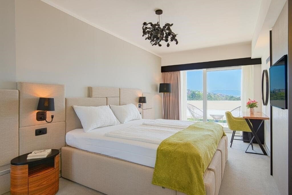 Фото Hotel Omorika 4*