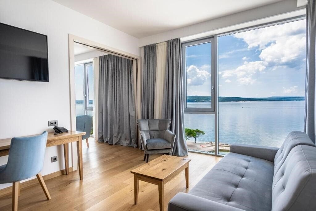 Апартаменты Miramare Luxury Hotel 5*