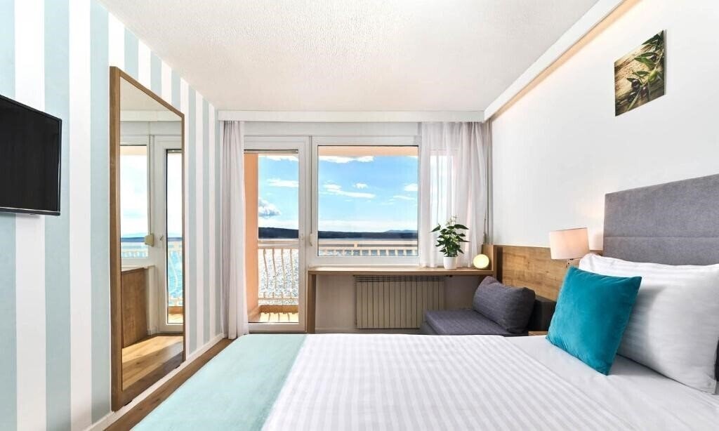 Фото Mediteran Hotel by Aminess 3*