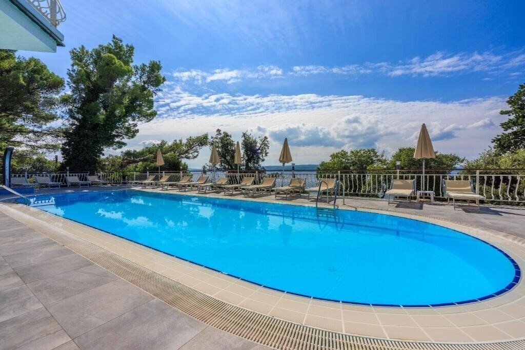 Панорама Mediteran Hotel by Aminess 3*