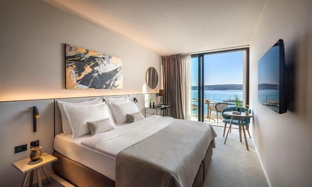 Фото Aminess Younique Narrivi Hotel 5*