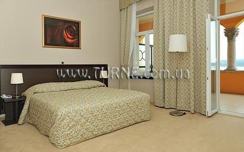 Готель Falkensteiner Hotel Therapia 4*