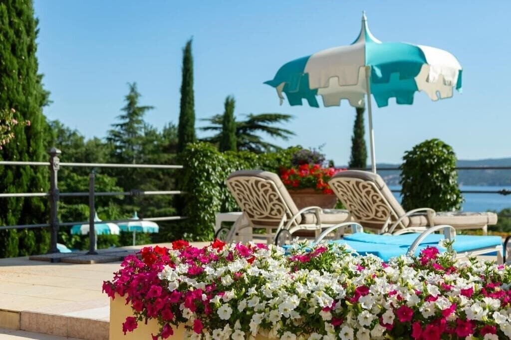 Панорама Therapia 4*