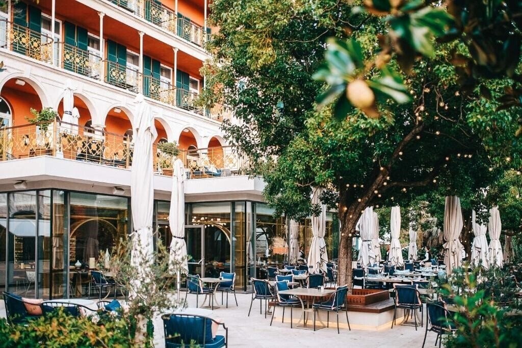 Территория Hilton Imperial Dubrovnik 5*