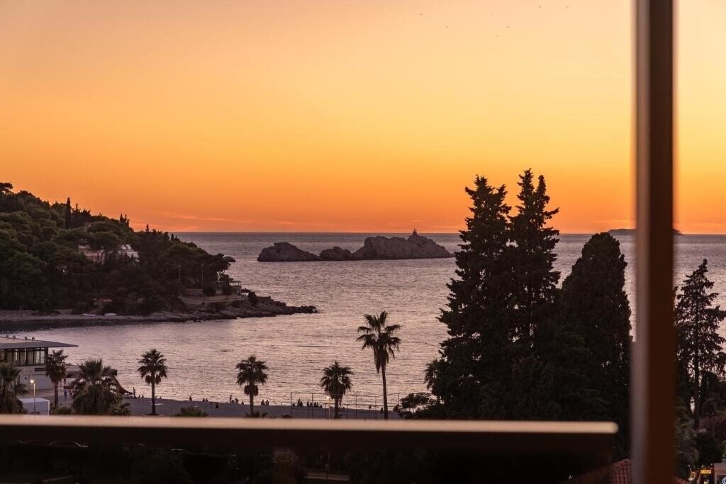 Картинка Sumratin 2*