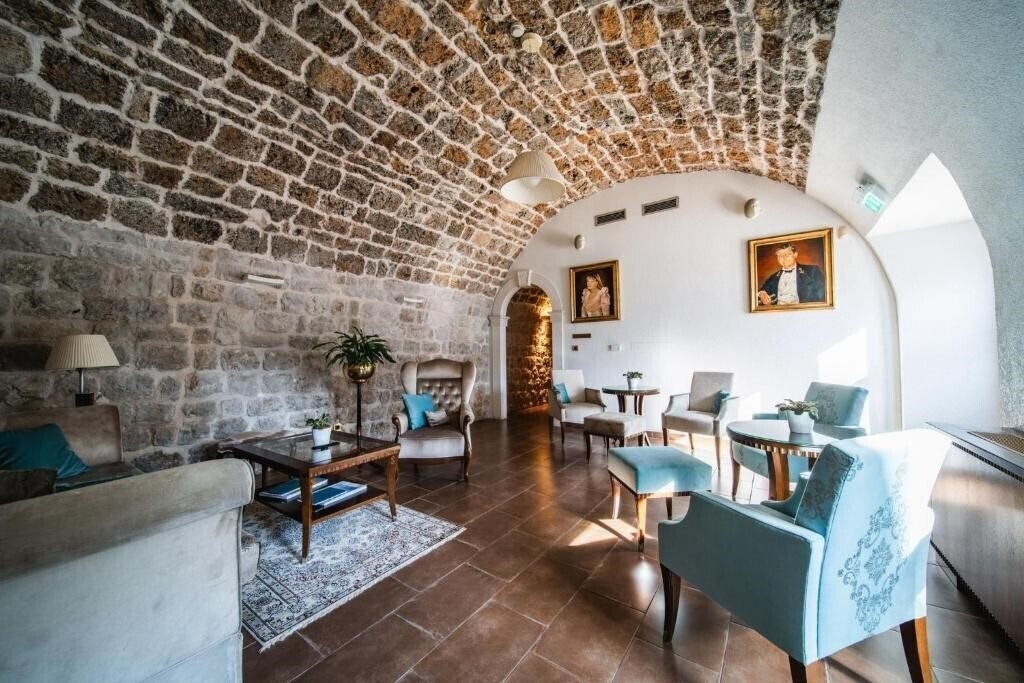 Картинка Kazbek Hotel 5*