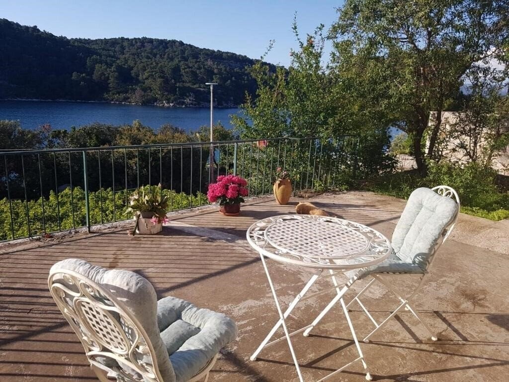 Отель Guesthouse Busurelo 1*