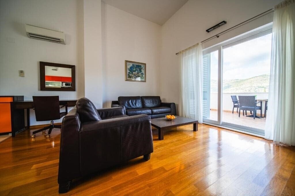 Апартаменты Pervanovo Apartments Apart 4*