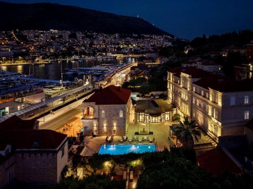 Апартаменти Lapad 4*