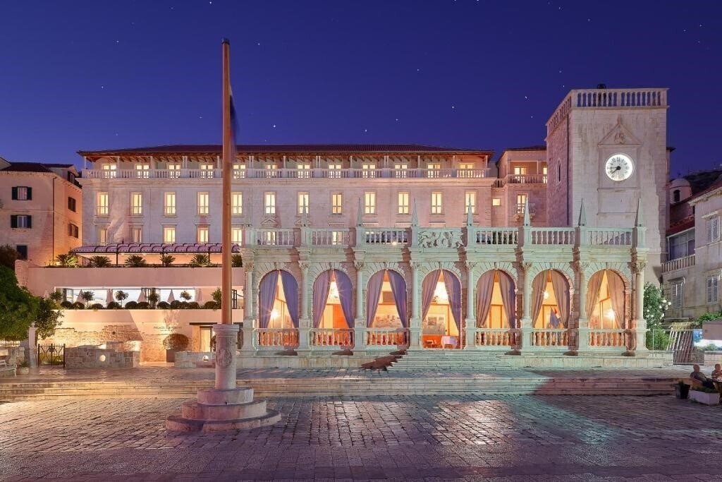 Отель Palace Elisabeth Hvar Hotel 5*